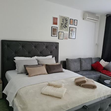 Apartman Rosemary Sveti Stefan Eksteriør billede